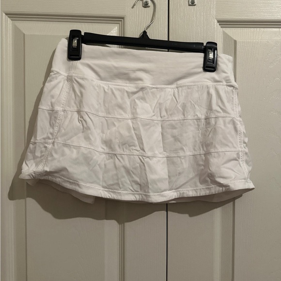 lululemon skirt - Picture 2 of 2